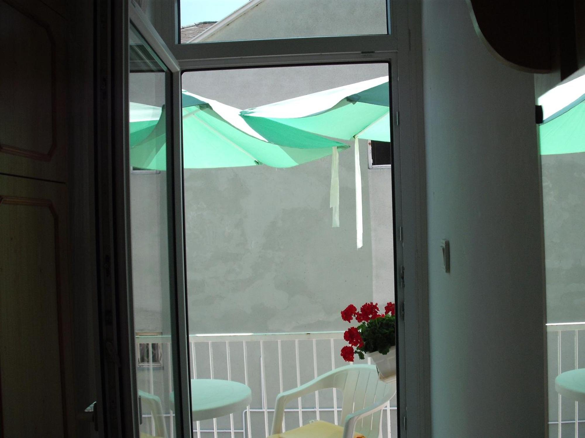 Apart Hevizi Haz Dış mekan fotoğraf