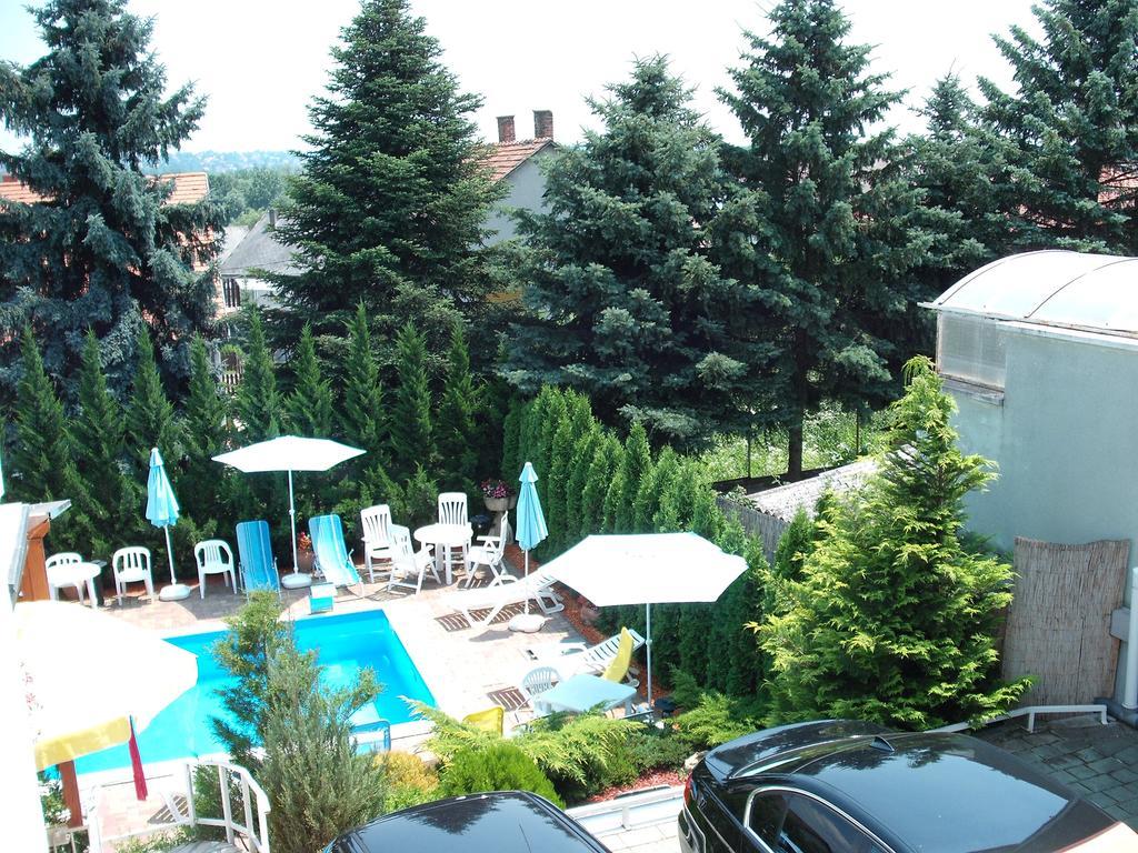 Apart Hevizi Haz Dış mekan fotoğraf